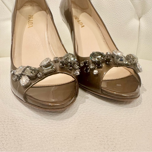 Prada heels - Picture 5 of 9